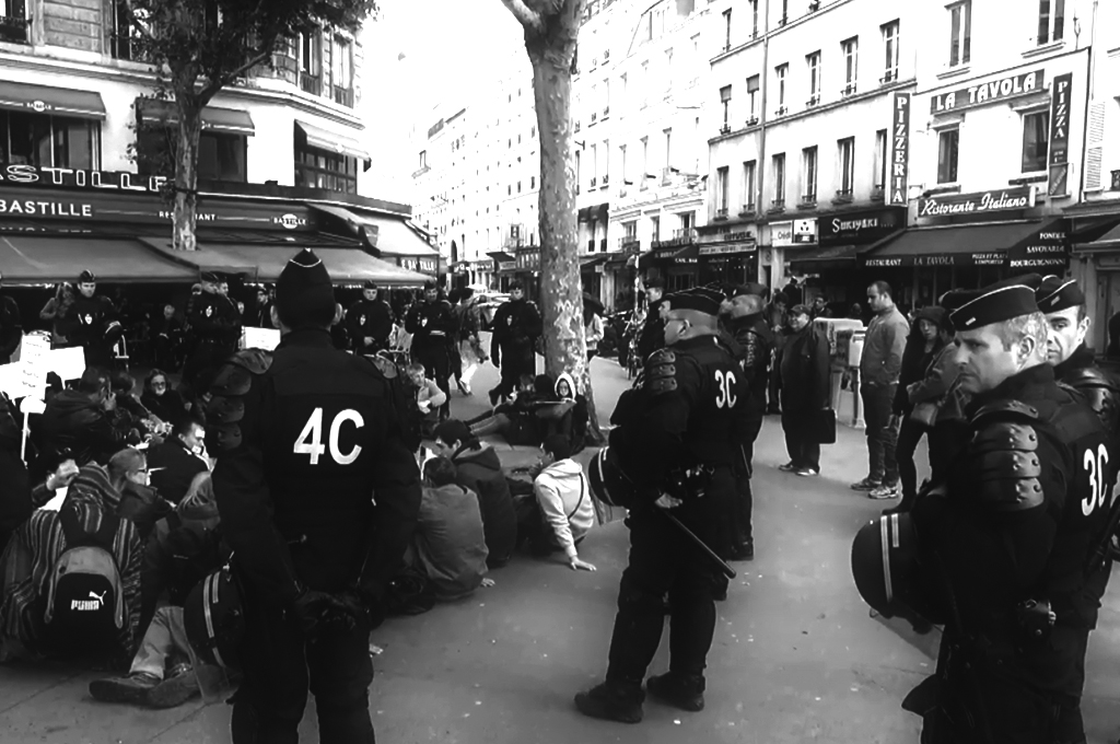 Демонстрации в Париже